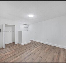 6915 NW 4th Ct in Miami, FL - Building Photo - Building Photo