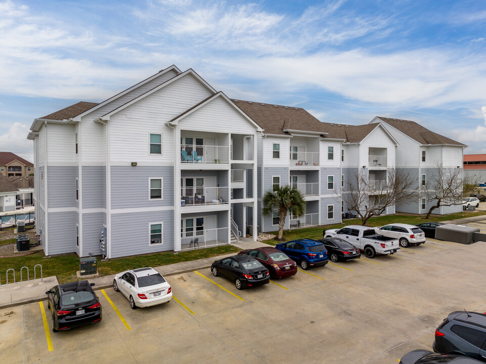 Campus Quarters in Corpus Christi, TX - Foto de edificio