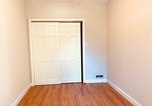 105 Buttonwood St in Boston, MA - Building Photo - Building Photo