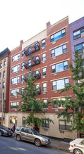 248-250 E 77th St in New York, NY - Foto de edificio - Building Photo