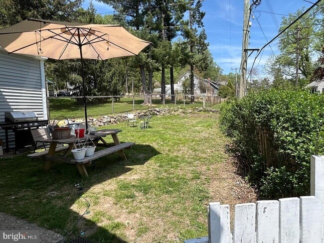 property at 708 Friedensburg Rd