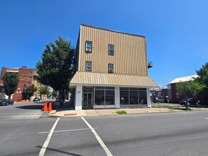 202 N Grove St in Lock Haven, PA - Building Photo - Building Photo