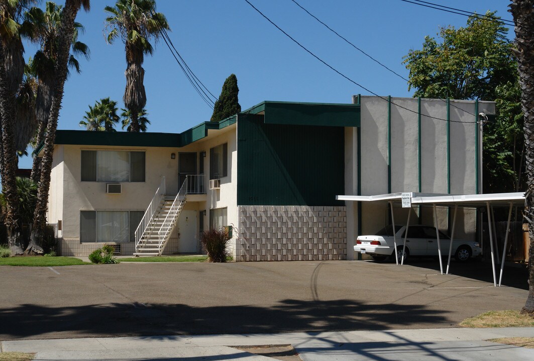 1016-1024 Leslie Rd in El Cajon, CA - Building Photo