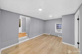 194 High St in Perth Amboy, NJ - Building Photo - Building Photo