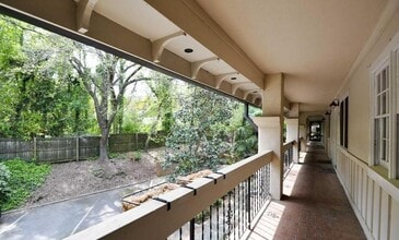 655 E Campus Rd in Athens, GA - Building Photo - Building Photo