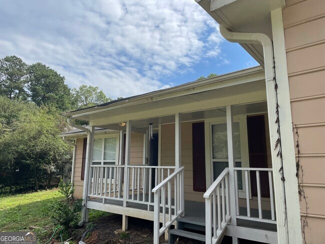 6720 Branch Dr in Rex, GA - Building Photo - Building Photo