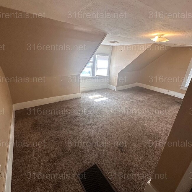 1446 S Water St in Wichita, KS - Building Photo - Building Photo