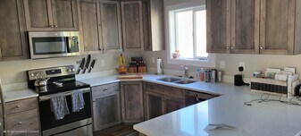1222 Swisher Rd, Unit swisher 1 in Pocatello, ID - Building Photo