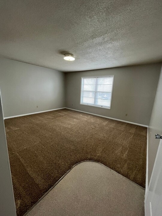 Eisenhower Apartments in Junction City, KS - Foto de edificio