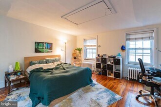 1527 Pine St in Philadelphia, PA - Building Photo - Building Photo