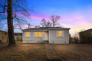 829 51st St W in Birmingham, AL - Building Photo