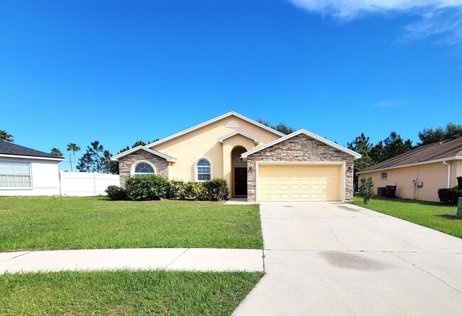 property at 800 Overlook Dr