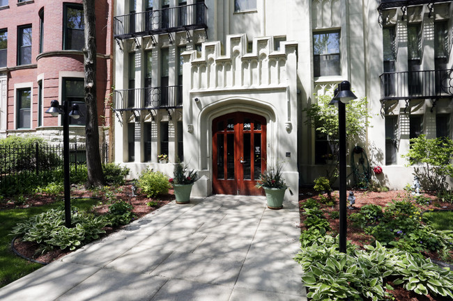 Carlton Terrace Apartments in Chicago, IL - Building Photo - Building Photo