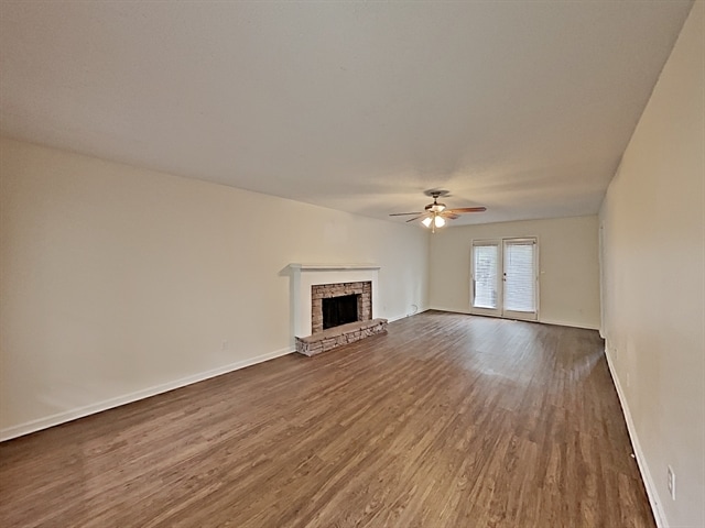 2275 Loren Falls Ct in Marietta, GA - Foto de edificio - Building Photo