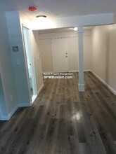 55 Elmwood Park, Unit 6 in Quincy, MA - Building Photo - Building Photo