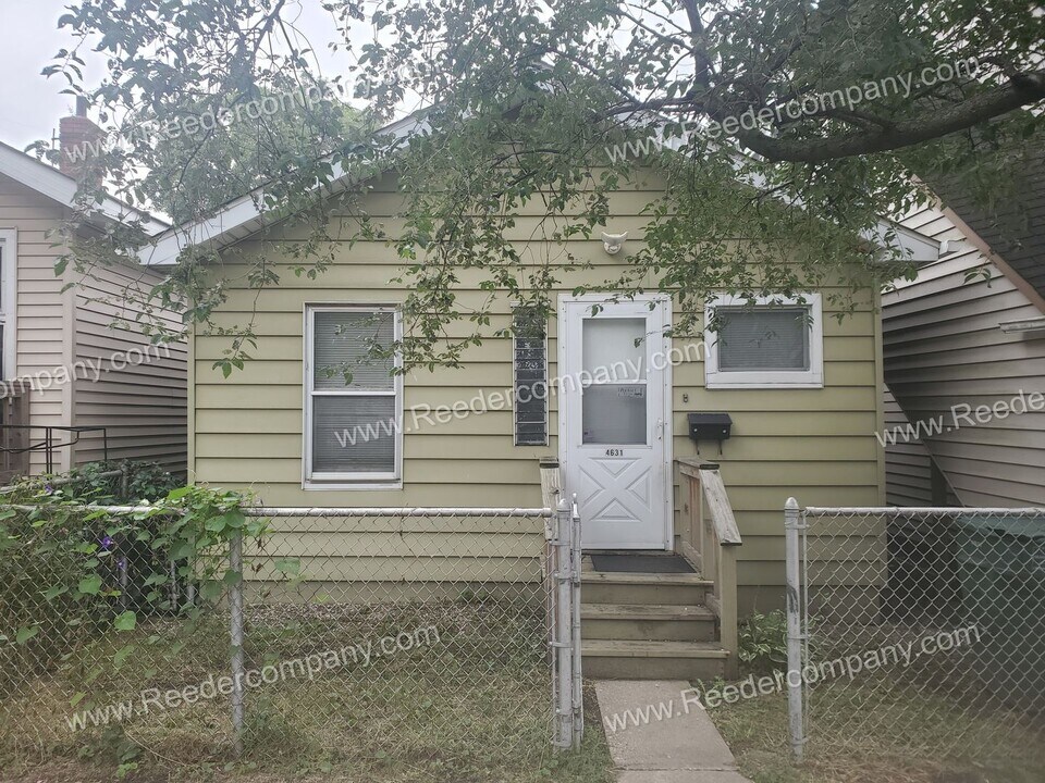 4631 Hickory Ave in Hammond, IN - Building Photo