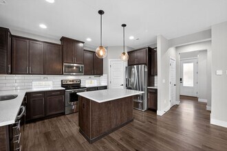 14210 57th Ave E in Puyallup, WA - Building Photo - Building Photo