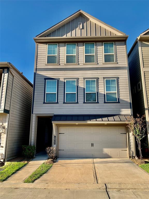 property at 10942 Cannes Memorial Dr