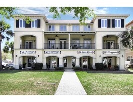 14 Johnston Way, Unit G in Bluffton, SC - Building Photo