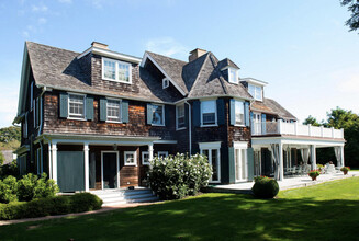 4 Fairlea Rd in Southampton, NY - Foto de edificio - Building Photo