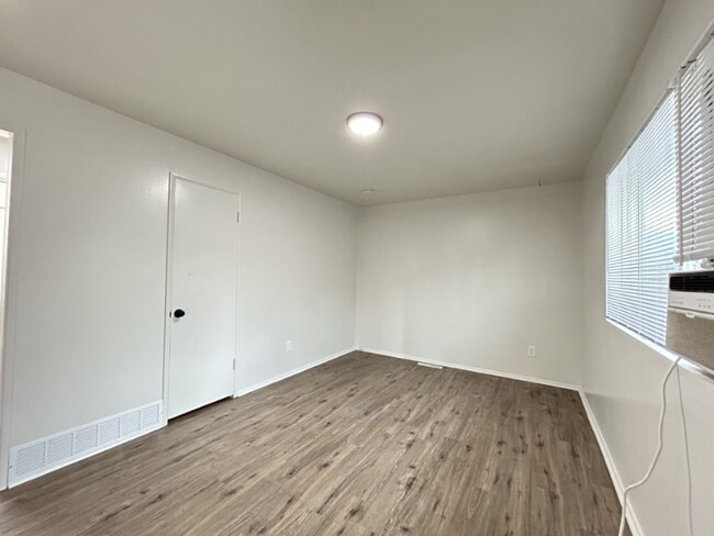 3440 S 200 E in South Salt Lake, UT - Foto de edificio - Building Photo