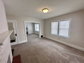 2052 16th St SW in Akron, OH - Building Photo - Building Photo