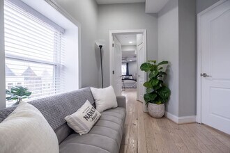 45 Rhode Island Ave NE in Washington, DC - Foto de edificio - Building Photo