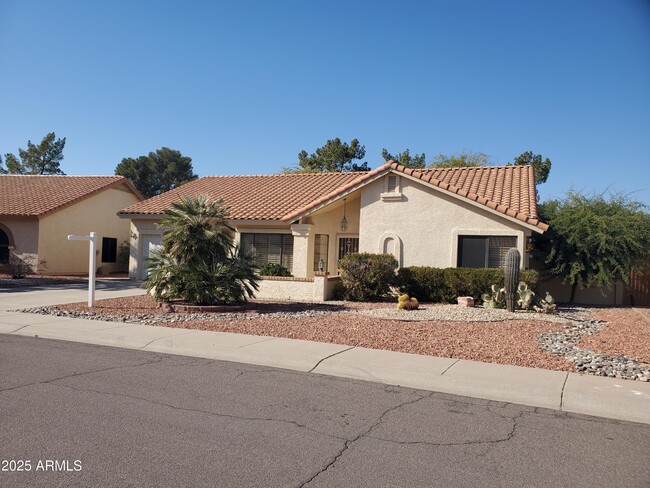 9724 W Escuda Dr in Peoria, AZ - Building Photo - Building Photo