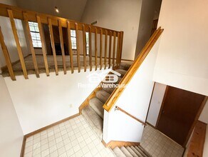 612 SE Kristi Ln in Lee's Summit, MO - Building Photo - Building Photo