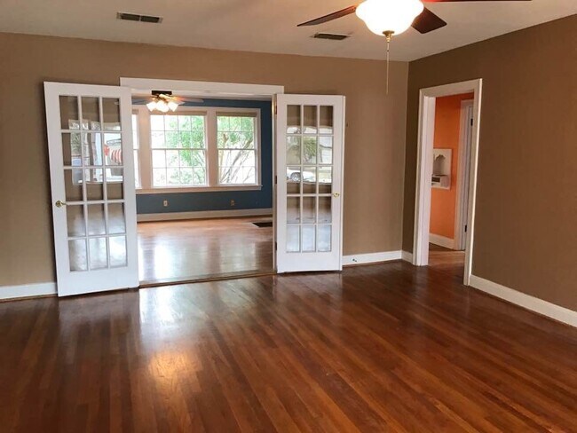 3803 Avenue G in Austin, TX - Building Photo - Building Photo