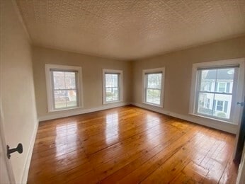 35 Broad St in Newburyport, MA - Building Photo - Building Photo