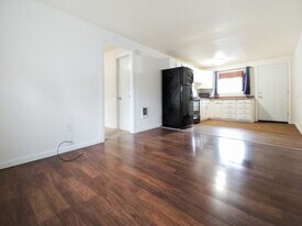Kent FairHaven in Kent, WA - Building Photo