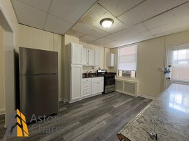 624 N Robinson St in Baltimore, MD - Building Photo