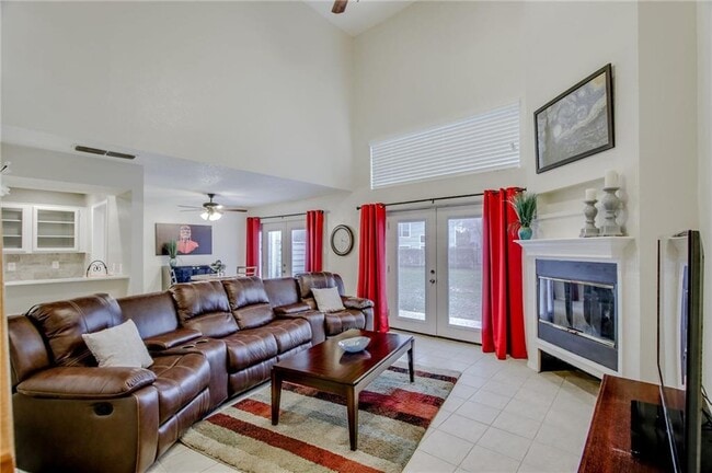property at 631 Cimarron Trl