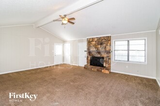 6052 Scarlet Leaf Dr in Memphis, TN - Building Photo - Building Photo