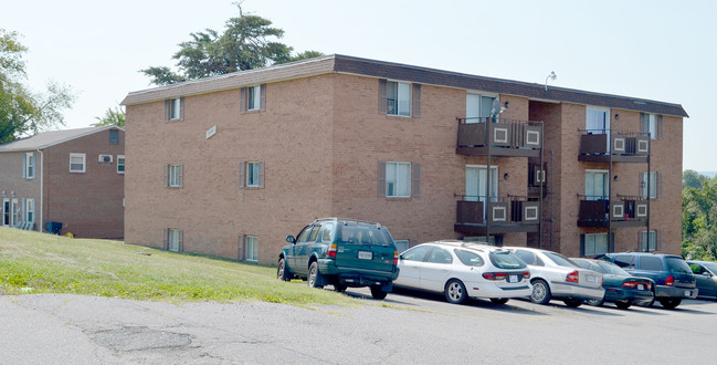 3720 Panaroma Ave in Roanoke, VA - Foto de edificio - Building Photo