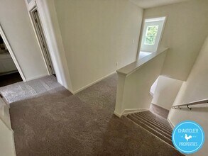 329 Spaight Acrs Wy in Wake Forest, NC - Building Photo - Building Photo