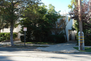 1917 Overland Ave Apartments