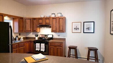 65 Brookline St in Cambridge, MA - Building Photo - Building Photo