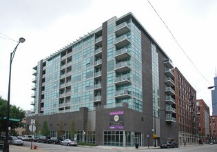 950 W Jackson St in Chicago, IL - Foto de edificio - Building Photo