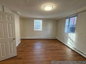 50 Mill St in Woburn, MA - Building Photo - Building Photo