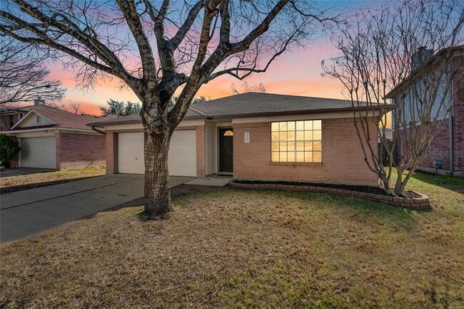 property at 1105 Hughmont Dr
