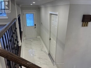 33 Braeburn Dr in Markham, ON - Building Photo - Building Photo