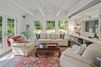 58 Kent Rd in Wilton, CT - Building Photo - Building Photo