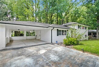 1025 Hilburn Dr SE in Atlanta, GA - Building Photo - Building Photo