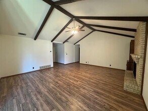 4312 Aspen Way in Haltom City, TX - Building Photo - Building Photo