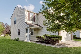 11663 Congressional Ln in Indianapolis, IN - Building Photo - Building Photo