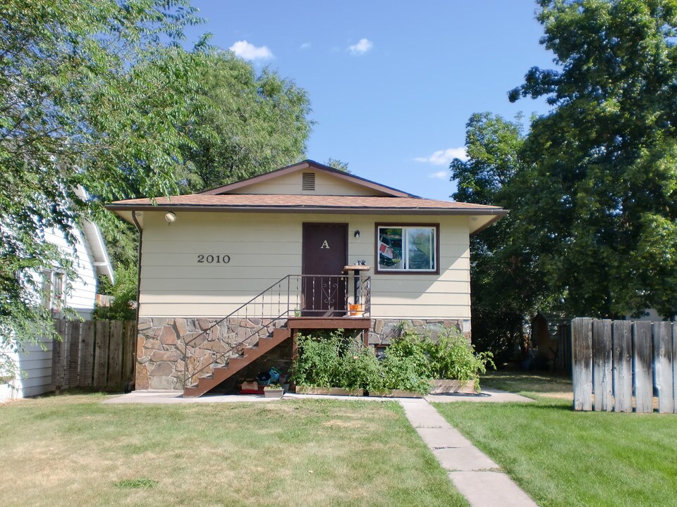 2010 S 8th St W-Unit -B in Missoula, MT - Building Photo