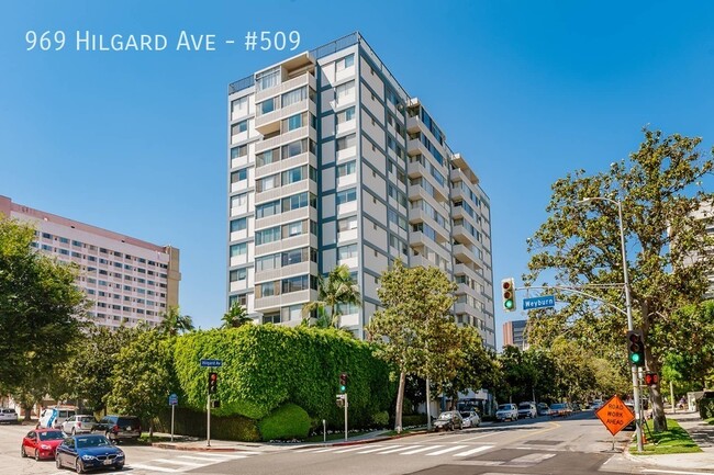 969 Hilgard Ave in Los Angeles, CA - Building Photo - Building Photo