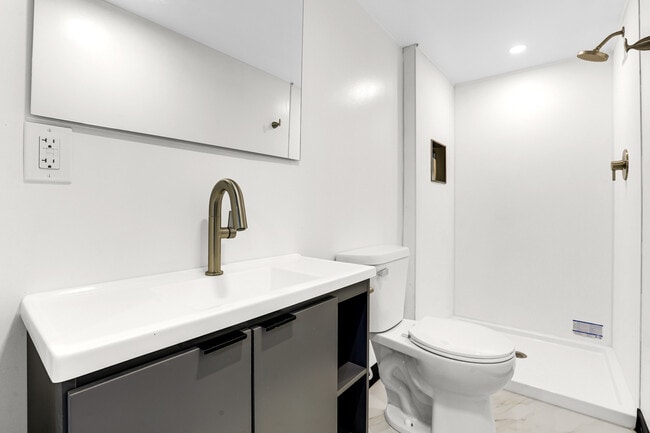 351 Jefferson Ave in Glencoe, IL - Building Photo - Building Photo